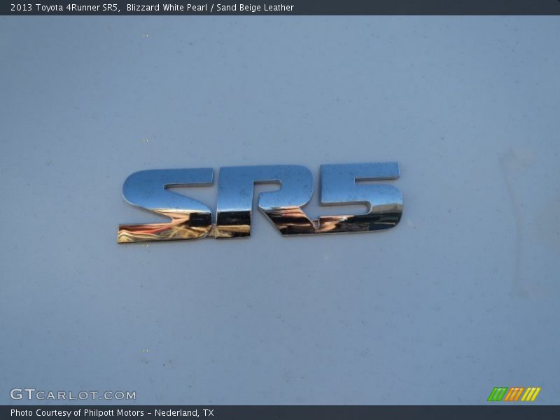 Blizzard White Pearl / Sand Beige Leather 2013 Toyota 4Runner SR5
