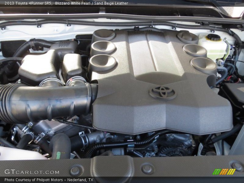 Blizzard White Pearl / Sand Beige Leather 2013 Toyota 4Runner SR5