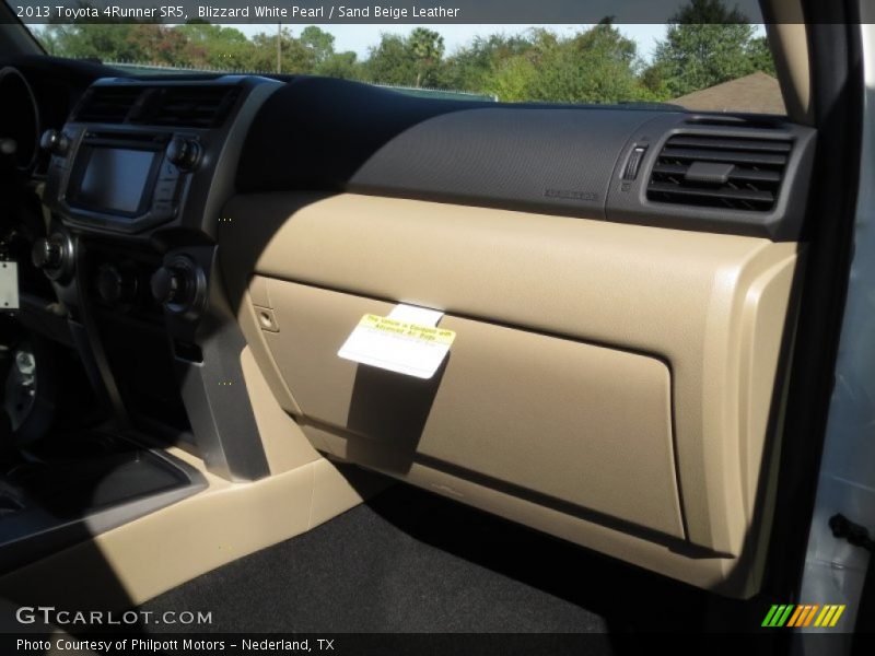 Blizzard White Pearl / Sand Beige Leather 2013 Toyota 4Runner SR5