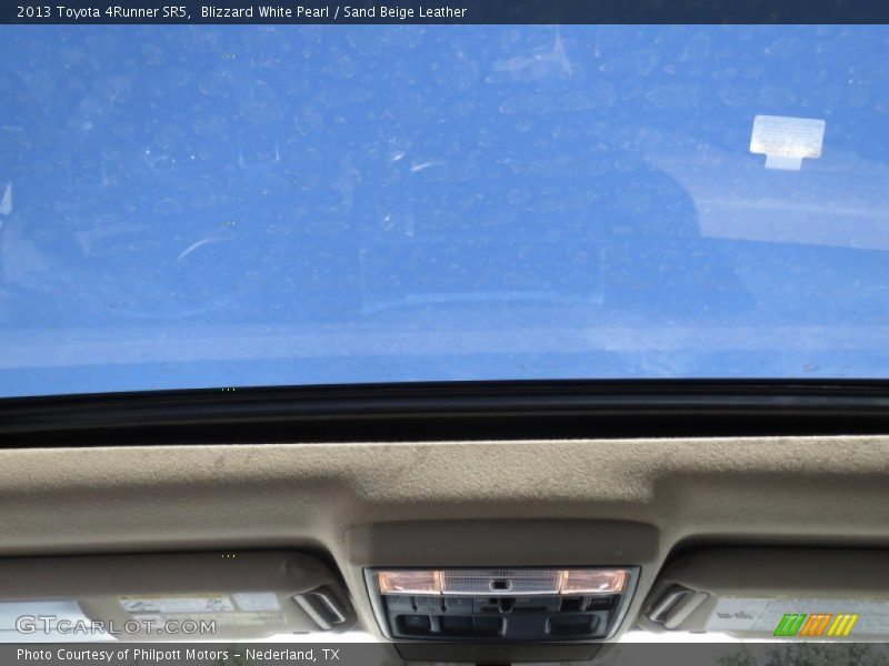 Blizzard White Pearl / Sand Beige Leather 2013 Toyota 4Runner SR5