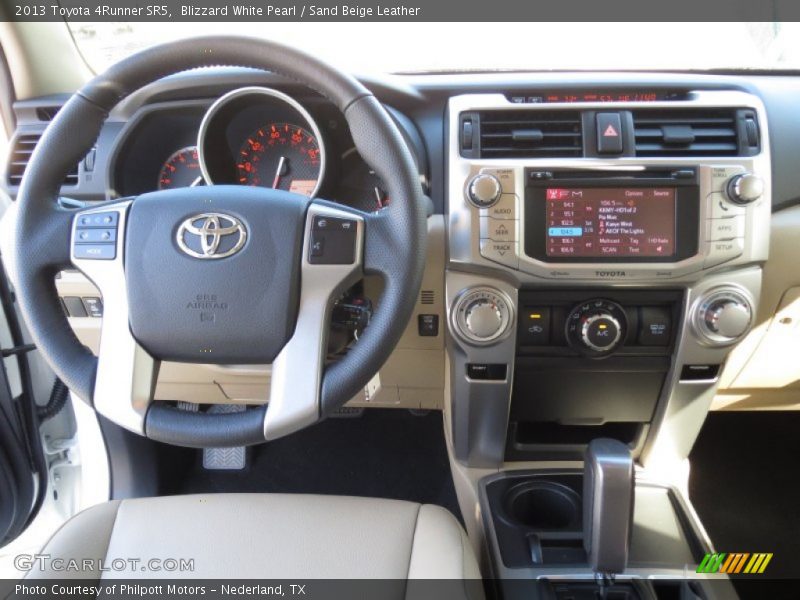 Blizzard White Pearl / Sand Beige Leather 2013 Toyota 4Runner SR5
