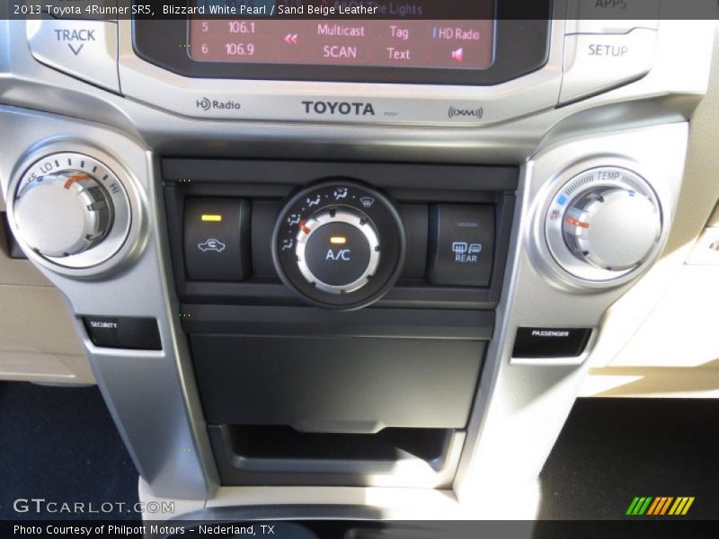 Blizzard White Pearl / Sand Beige Leather 2013 Toyota 4Runner SR5