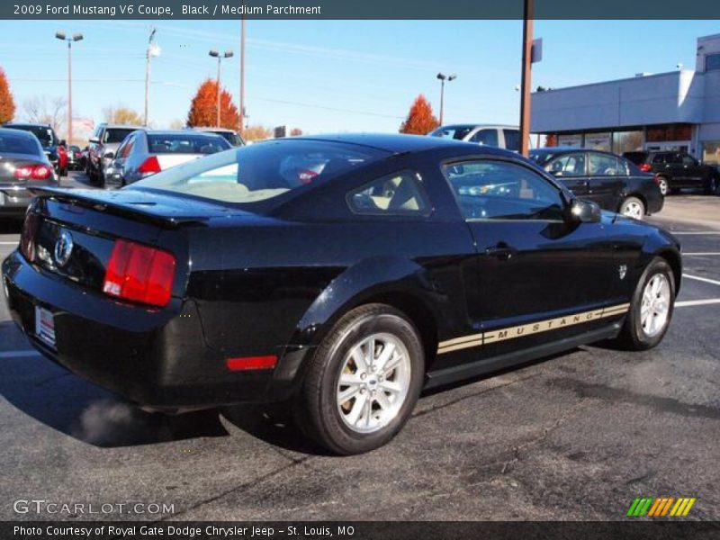 Black / Medium Parchment 2009 Ford Mustang V6 Coupe