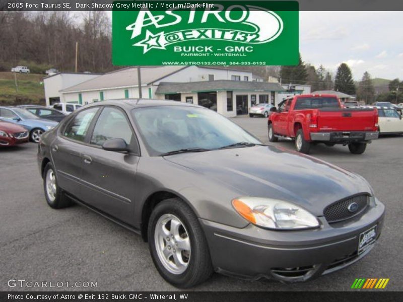 Dark Shadow Grey Metallic / Medium/Dark Flint 2005 Ford Taurus SE
