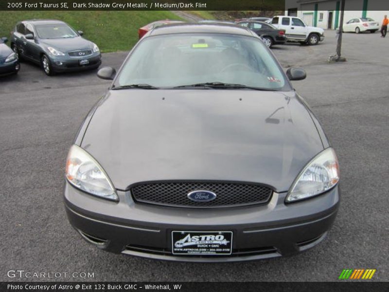 Dark Shadow Grey Metallic / Medium/Dark Flint 2005 Ford Taurus SE