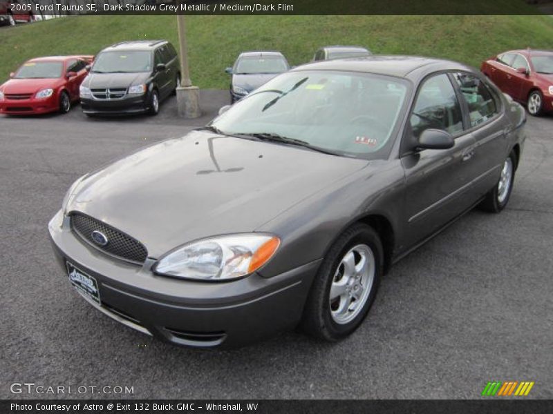 Dark Shadow Grey Metallic / Medium/Dark Flint 2005 Ford Taurus SE