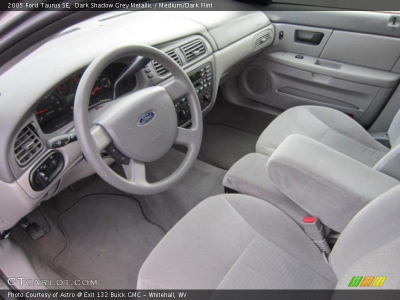 Dark Shadow Grey Metallic / Medium/Dark Flint 2005 Ford Taurus SE