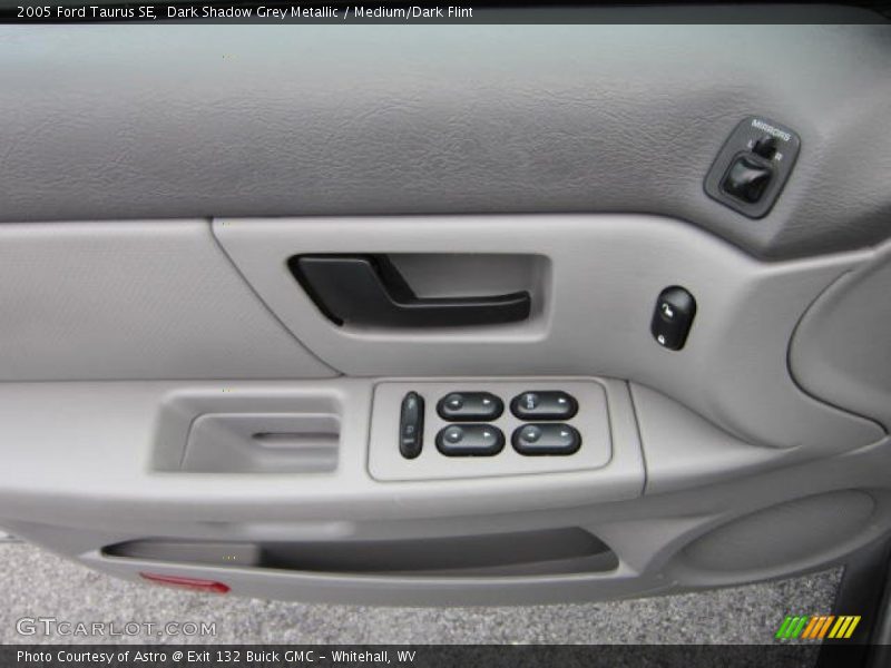 Dark Shadow Grey Metallic / Medium/Dark Flint 2005 Ford Taurus SE