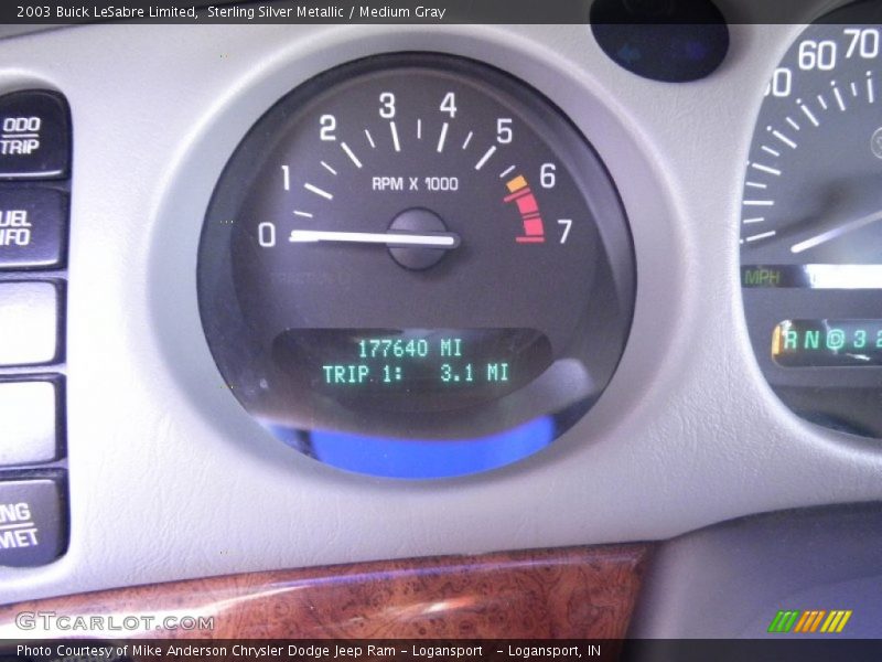 Sterling Silver Metallic / Medium Gray 2003 Buick LeSabre Limited
