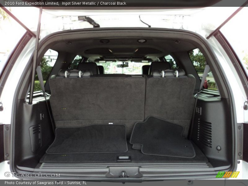 Ingot Silver Metallic / Charcoal Black 2010 Ford Expedition Limited