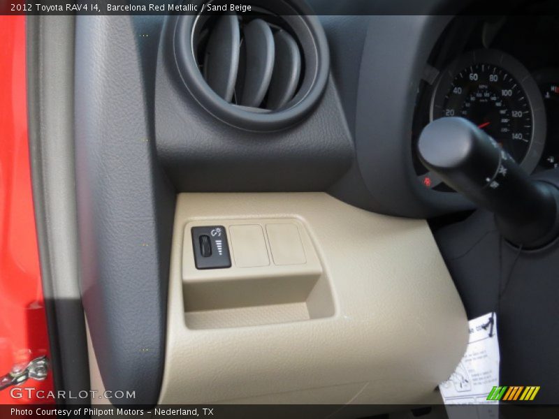 Barcelona Red Metallic / Sand Beige 2012 Toyota RAV4 I4