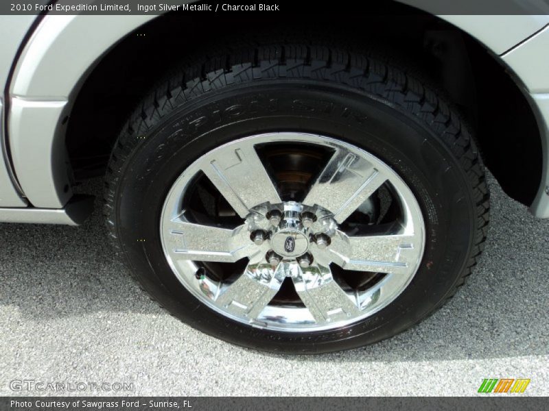 Ingot Silver Metallic / Charcoal Black 2010 Ford Expedition Limited