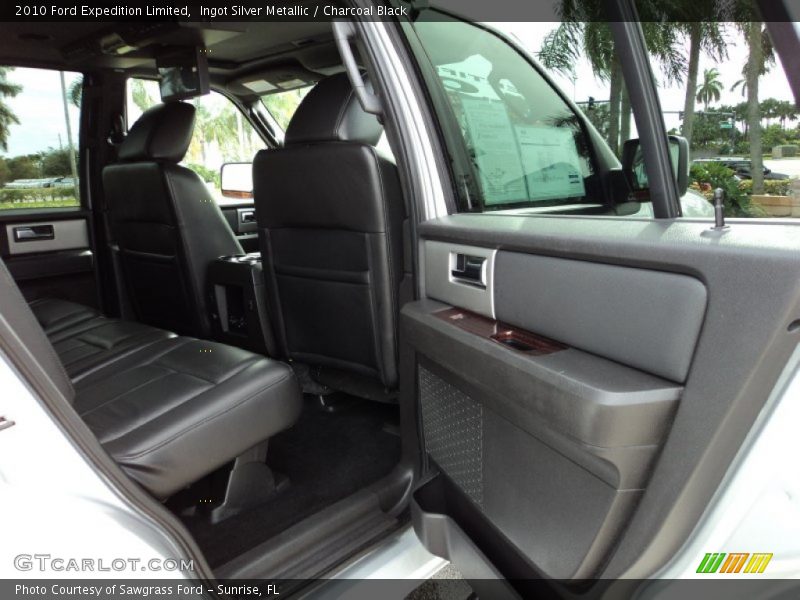 Ingot Silver Metallic / Charcoal Black 2010 Ford Expedition Limited