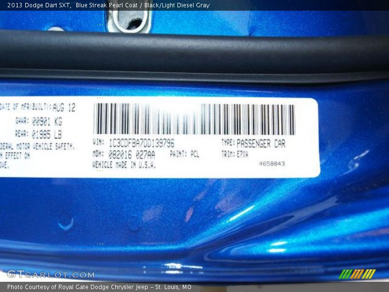 Blue Streak Pearl Coat / Black/Light Diesel Gray 2013 Dodge Dart SXT