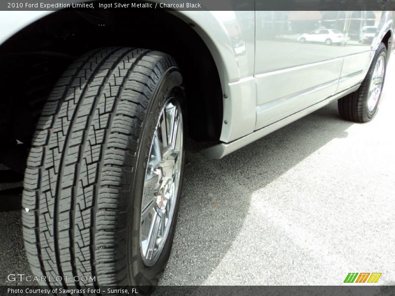 Ingot Silver Metallic / Charcoal Black 2010 Ford Expedition Limited