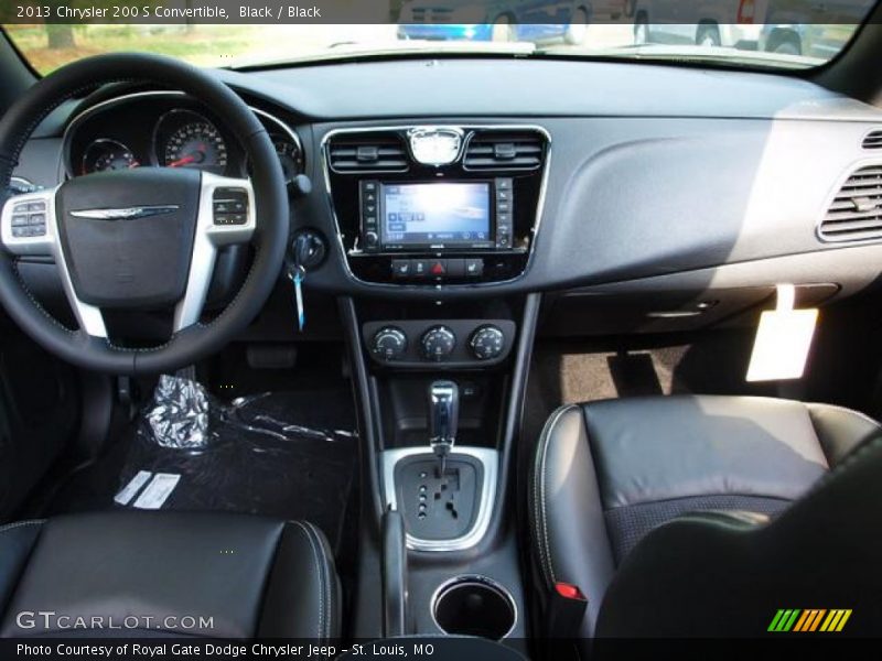 Dashboard of 2013 200 S Convertible