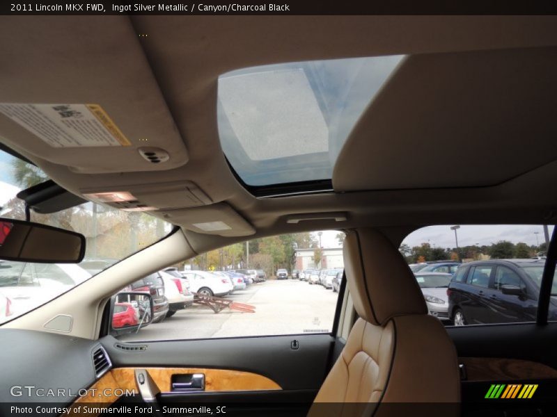 Ingot Silver Metallic / Canyon/Charcoal Black 2011 Lincoln MKX FWD
