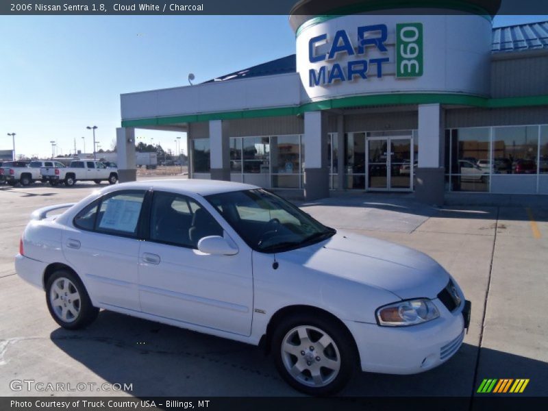 Cloud White / Charcoal 2006 Nissan Sentra 1.8