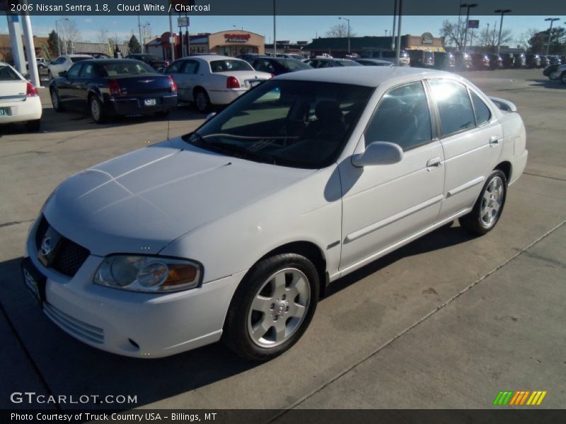 Cloud White / Charcoal 2006 Nissan Sentra 1.8