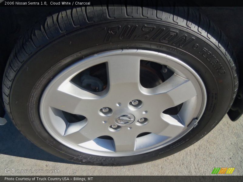 Cloud White / Charcoal 2006 Nissan Sentra 1.8