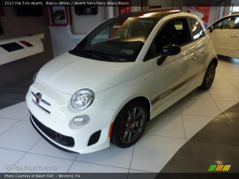 Front 3/4 View of 2013 500 Abarth