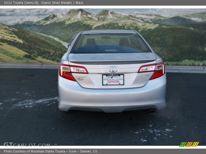 Classic Silver Metallic / Black 2012 Toyota Camry SE