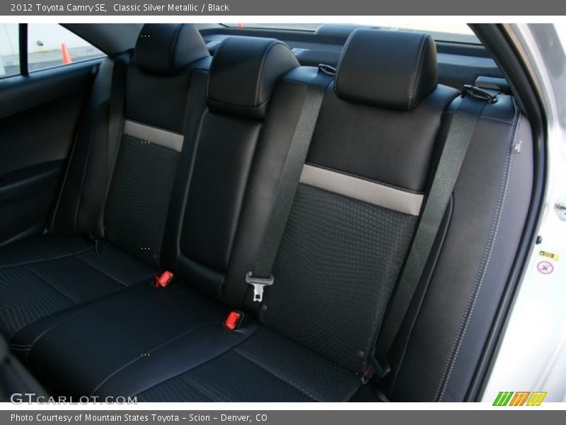 Classic Silver Metallic / Black 2012 Toyota Camry SE