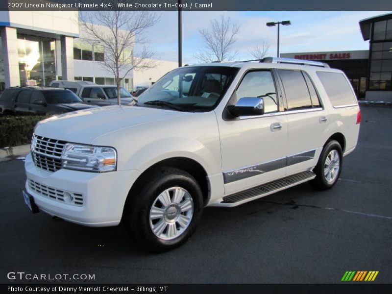 Front 3/4 View of 2007 Navigator Ultimate 4x4