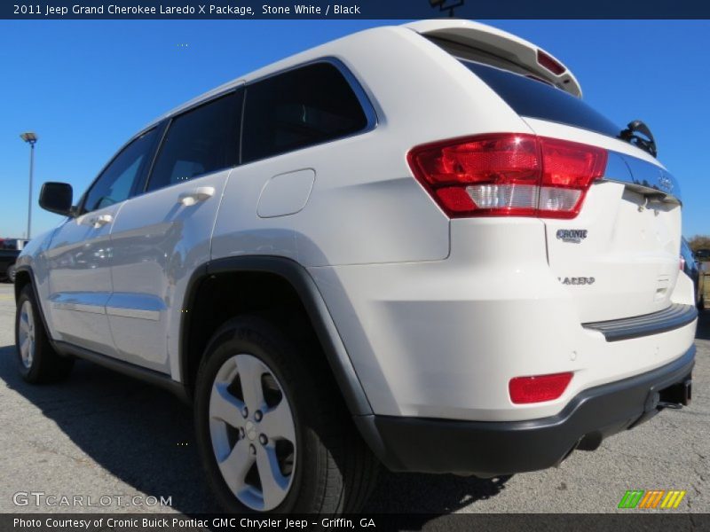 Stone White / Black 2011 Jeep Grand Cherokee Laredo X Package