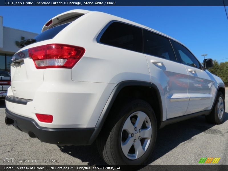 Stone White / Black 2011 Jeep Grand Cherokee Laredo X Package