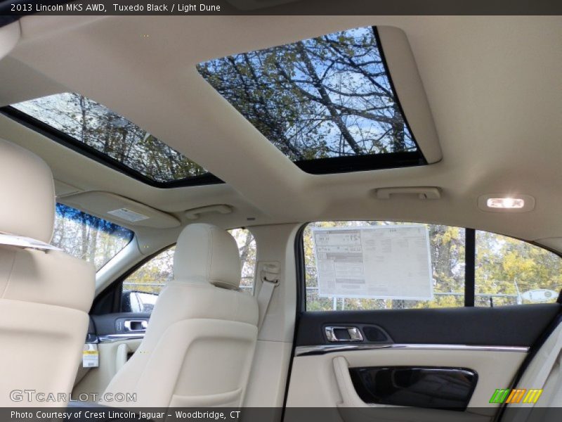 Tuxedo Black / Light Dune 2013 Lincoln MKS AWD