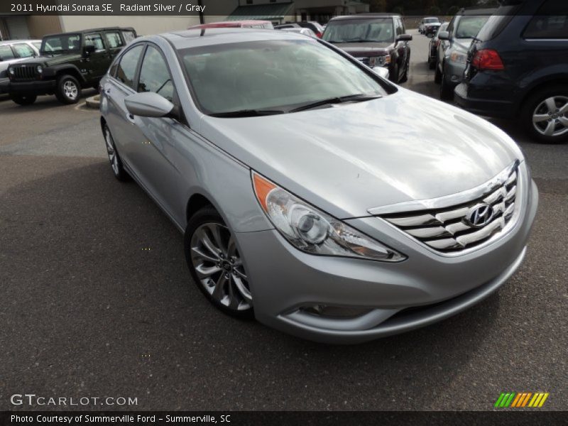 Radiant Silver / Gray 2011 Hyundai Sonata SE