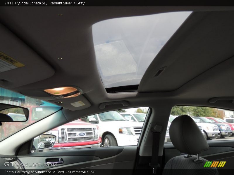 Radiant Silver / Gray 2011 Hyundai Sonata SE