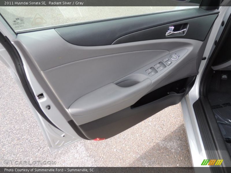 Radiant Silver / Gray 2011 Hyundai Sonata SE