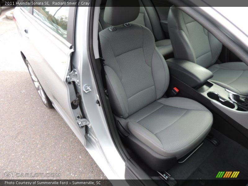 Radiant Silver / Gray 2011 Hyundai Sonata SE