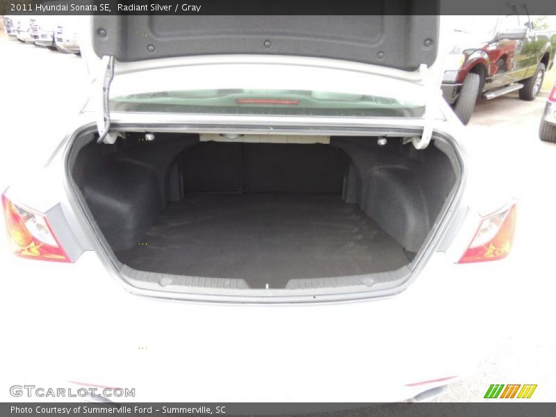 Radiant Silver / Gray 2011 Hyundai Sonata SE