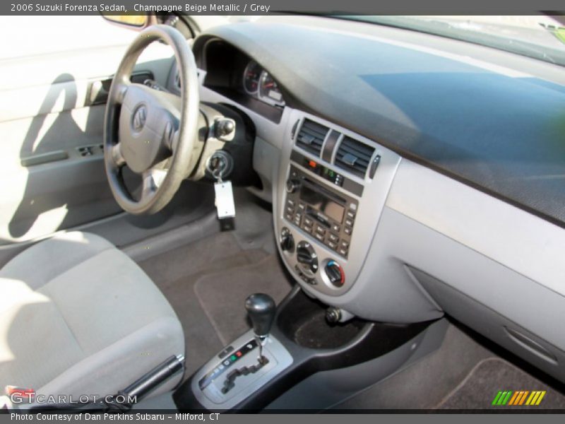 Champagne Beige Metallic / Grey 2006 Suzuki Forenza Sedan