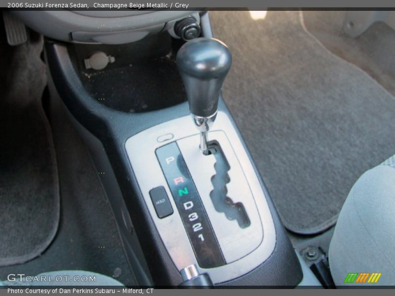 Champagne Beige Metallic / Grey 2006 Suzuki Forenza Sedan