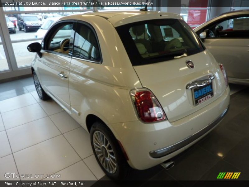 Bianco Perla (Pearl White) / Pelle Rossa/Avorio (Red/Ivory) 2012 Fiat 500 Lounge