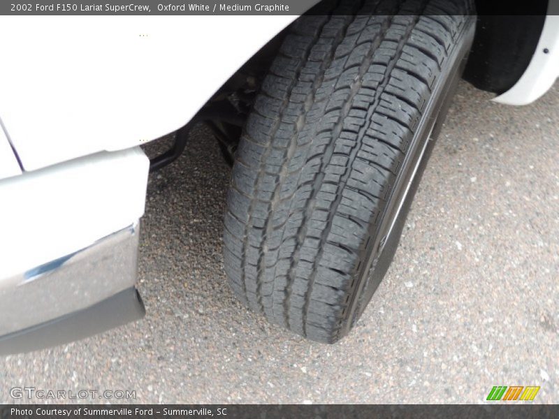 Oxford White / Medium Graphite 2002 Ford F150 Lariat SuperCrew