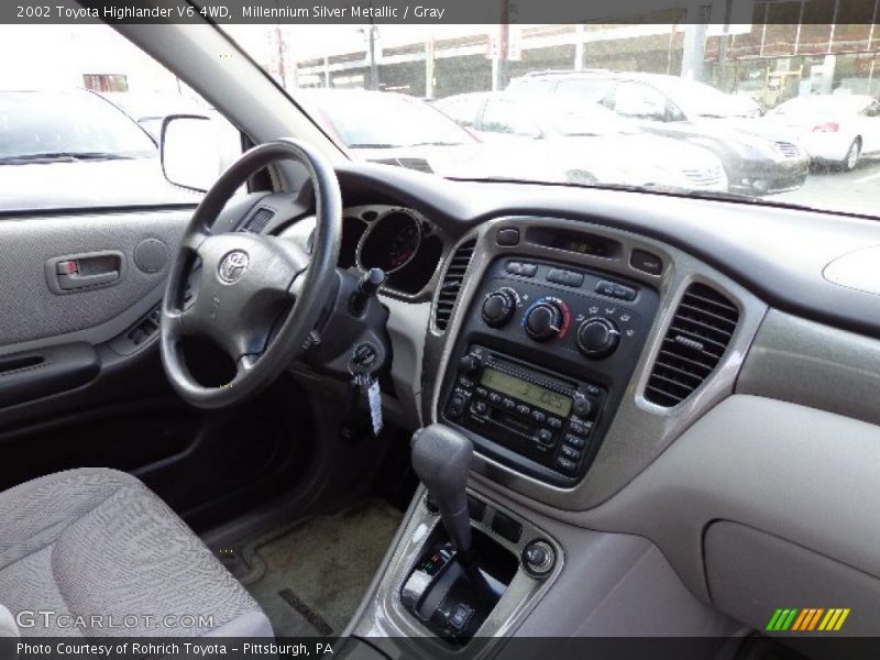 Millennium Silver Metallic / Gray 2002 Toyota Highlander V6 4WD