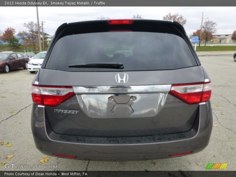 Smokey Topaz Metallic / Truffle 2013 Honda Odyssey EX