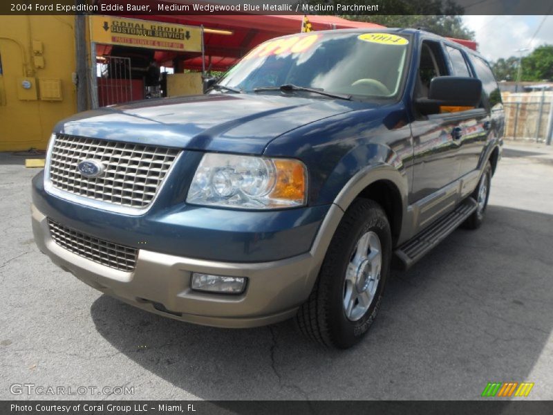 Medium Wedgewood Blue Metallic / Medium Parchment 2004 Ford Expedition Eddie Bauer