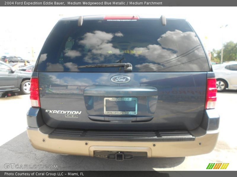 Medium Wedgewood Blue Metallic / Medium Parchment 2004 Ford Expedition Eddie Bauer