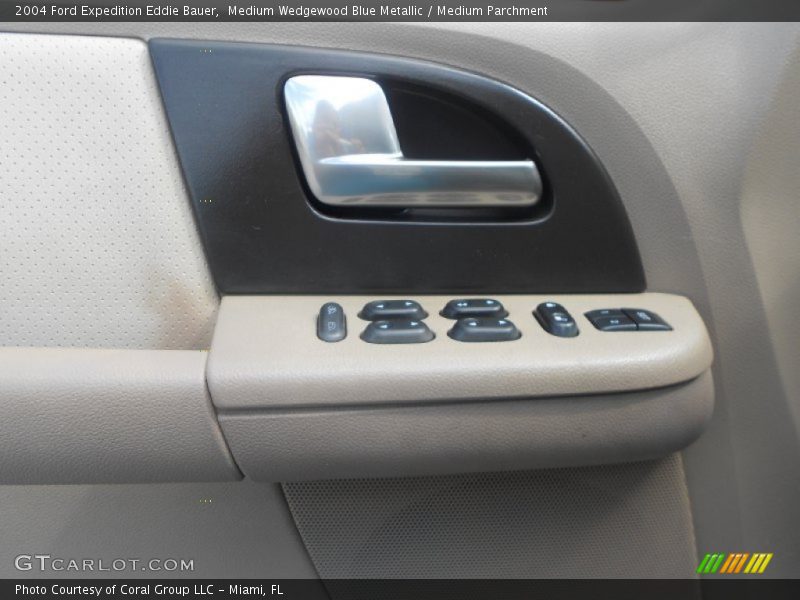 Medium Wedgewood Blue Metallic / Medium Parchment 2004 Ford Expedition Eddie Bauer