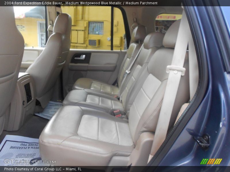 Medium Wedgewood Blue Metallic / Medium Parchment 2004 Ford Expedition Eddie Bauer