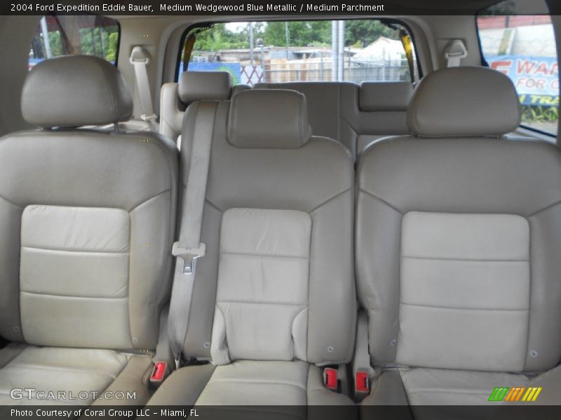 Medium Wedgewood Blue Metallic / Medium Parchment 2004 Ford Expedition Eddie Bauer
