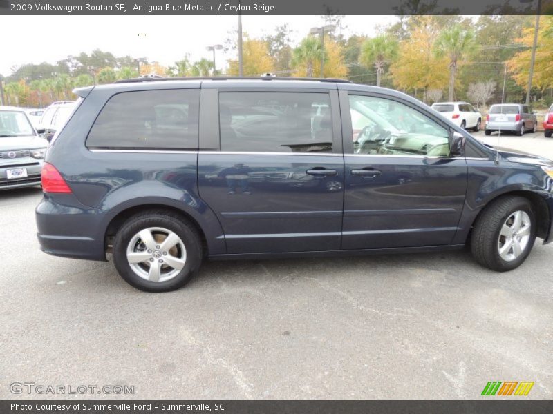 Antigua Blue Metallic / Ceylon Beige 2009 Volkswagen Routan SE