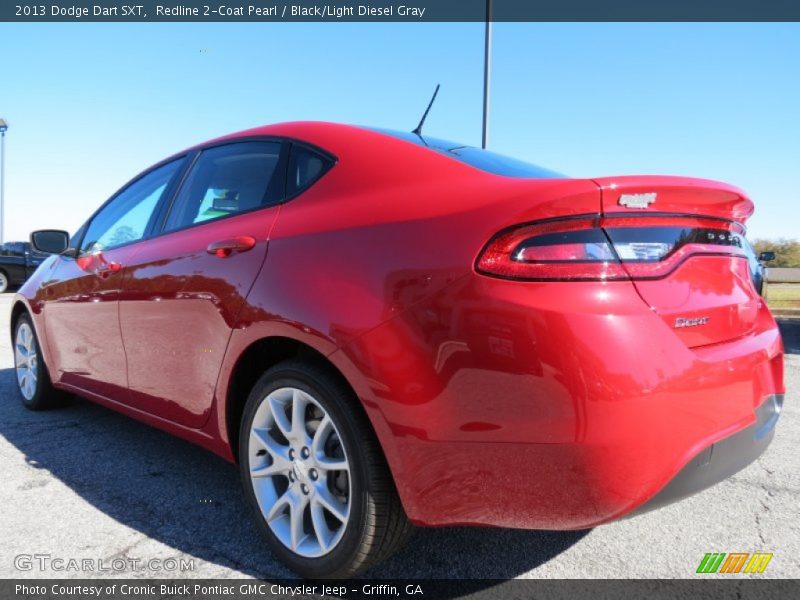 Redline 2-Coat Pearl / Black/Light Diesel Gray 2013 Dodge Dart SXT