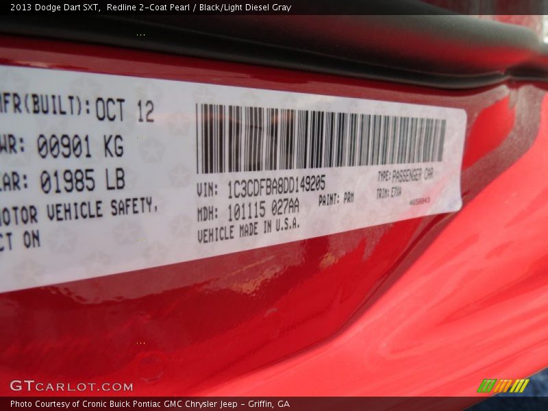 Redline 2-Coat Pearl / Black/Light Diesel Gray 2013 Dodge Dart SXT